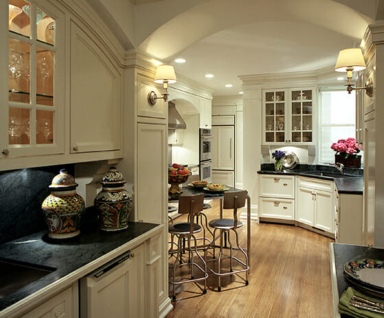 Lake Shore Drive Duplex, Featured Image, View of kitchen and dining area