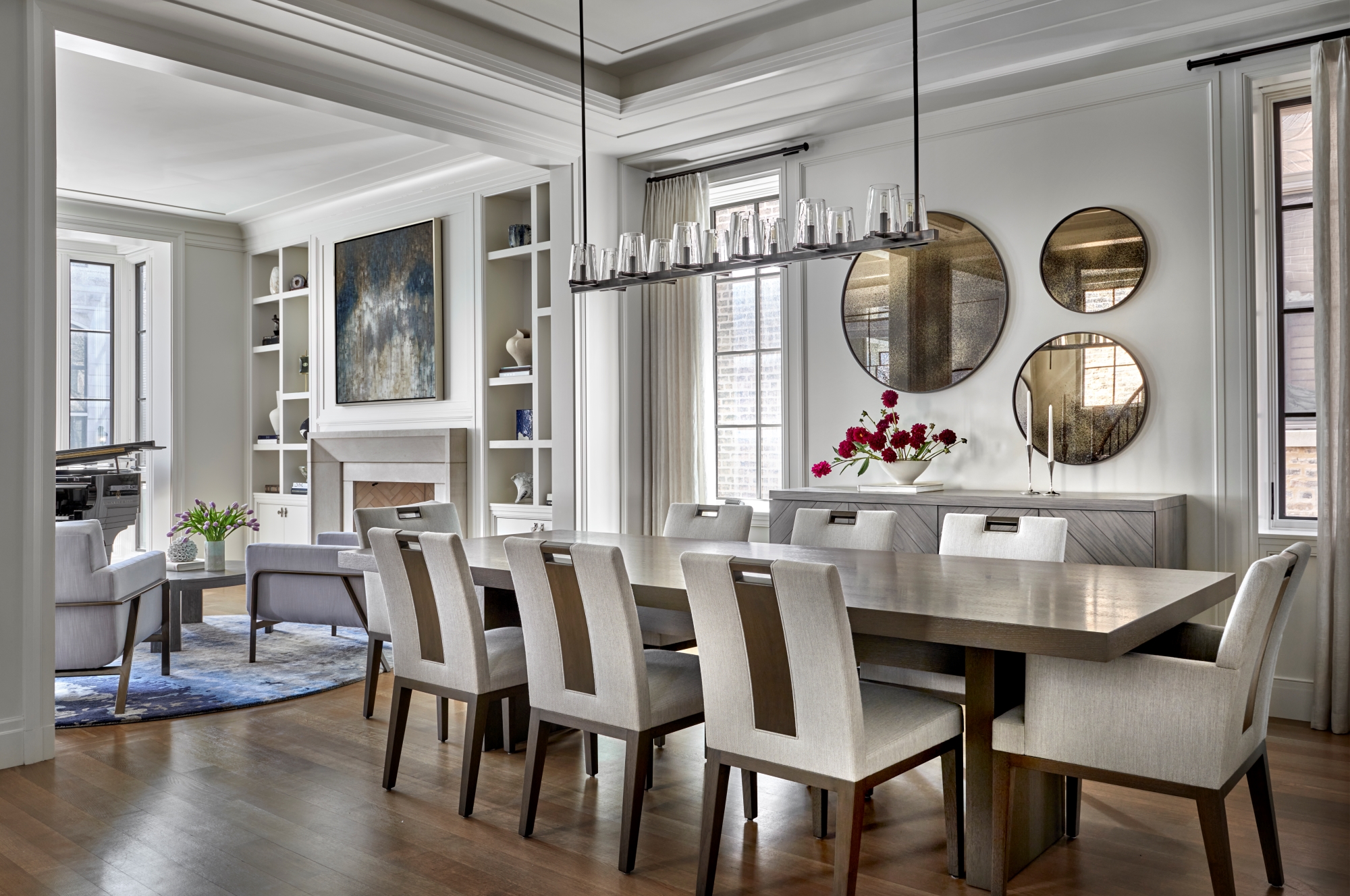 Modern, elegant dining room